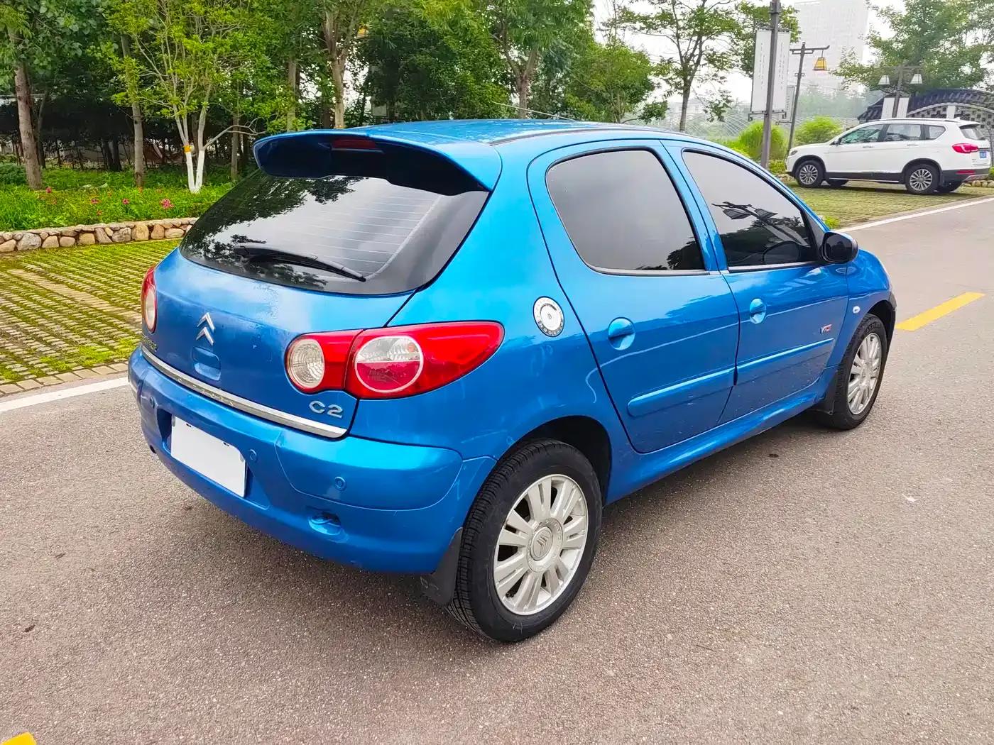 Citroën C2 2012 1.6L Automatic Sport — миниатюра 6