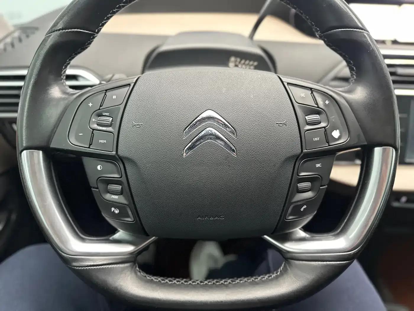 2015 Civic Civic Grand 1.6T Luxury 7-Seater — миниатюра 20