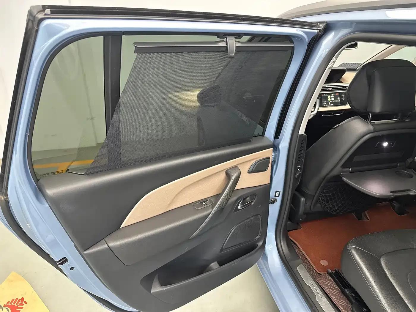 2015 Civic Civic Grand 1.6T Luxury 7-Seater — миниатюра 32