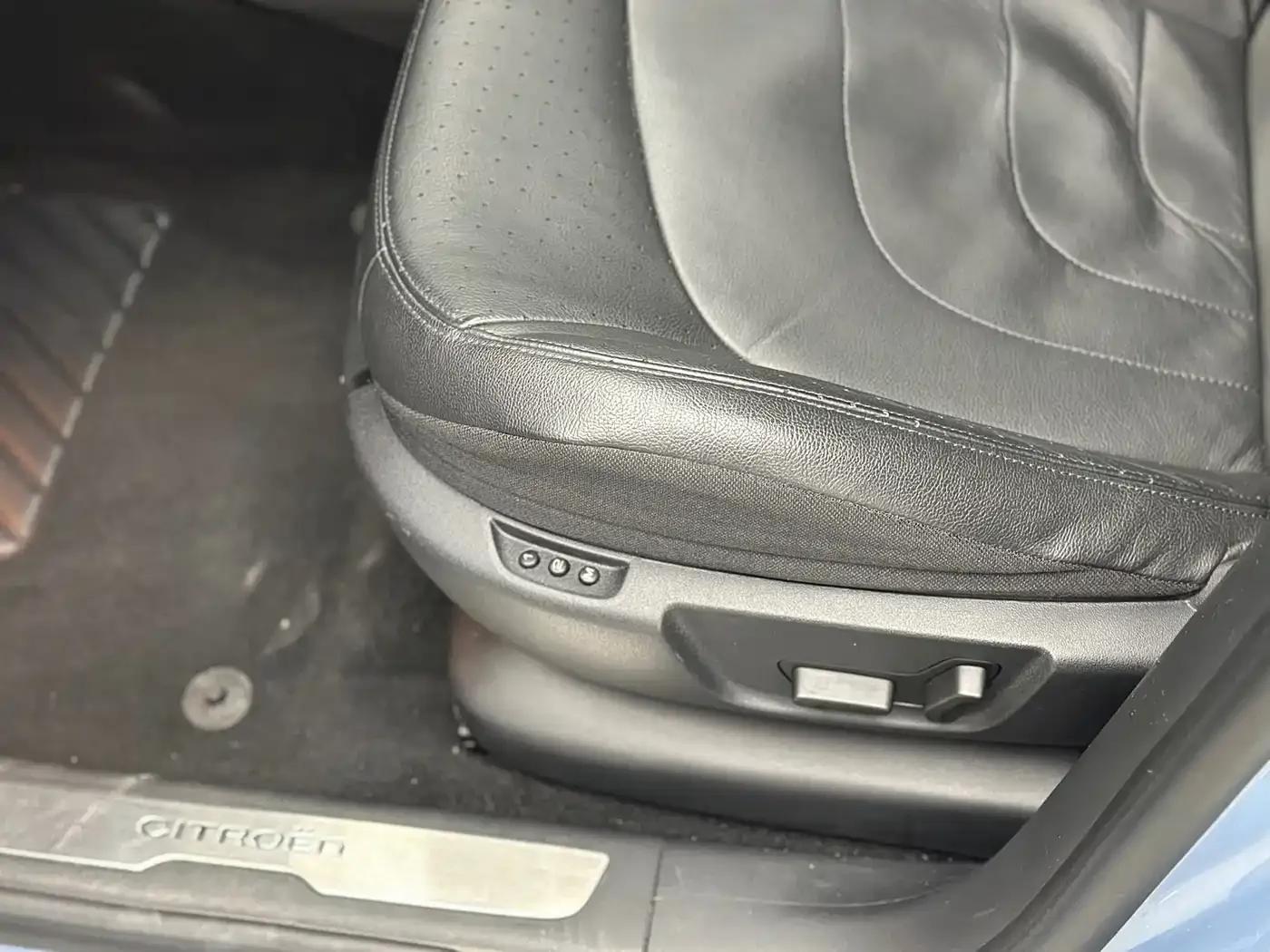 2015 Civic Civic Grand 1.6T Luxury 7-Seater — миниатюра 21