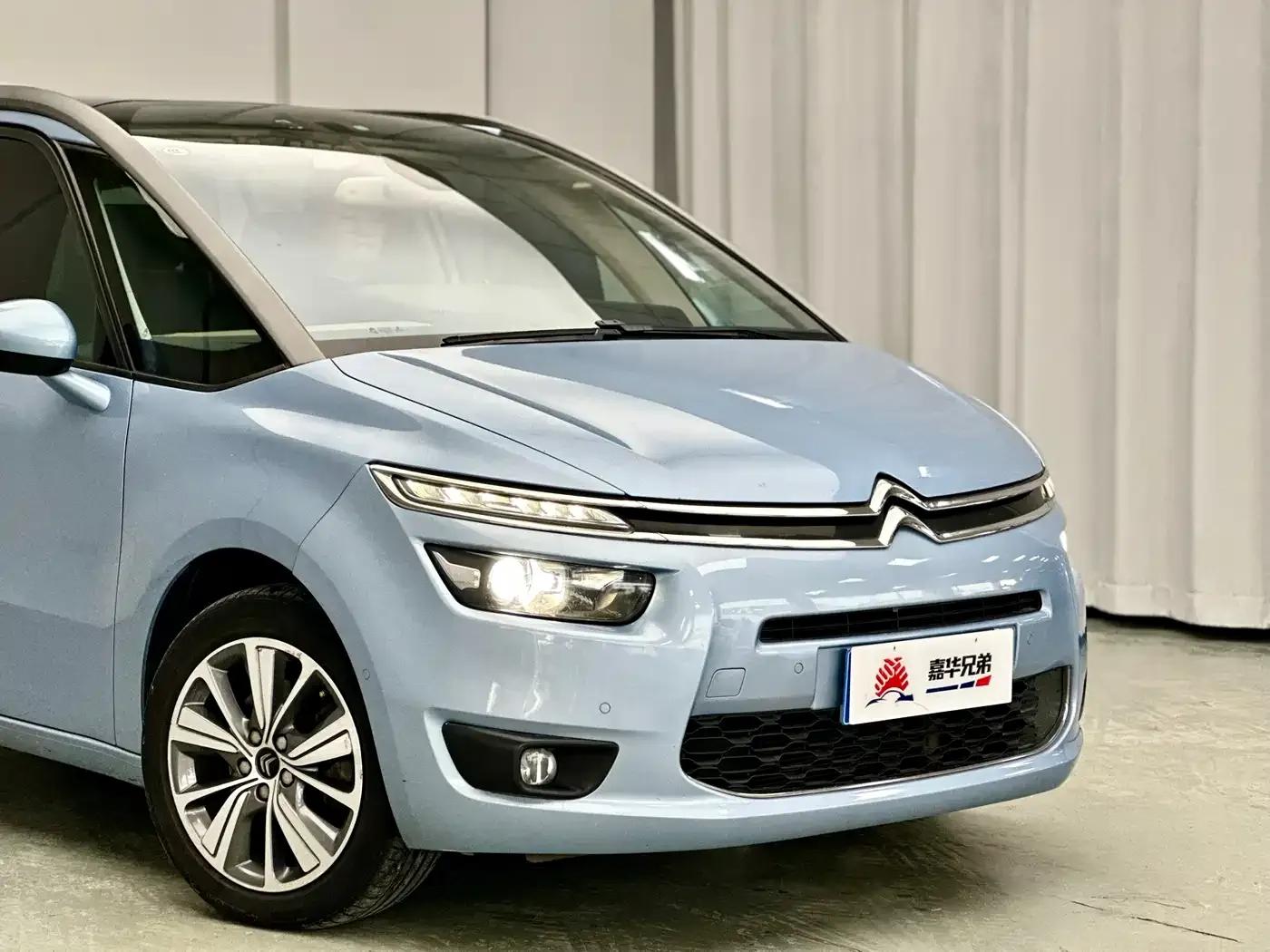 2015 Civic Civic Grand 1.6T Luxury 7-Seater — миниатюра 6