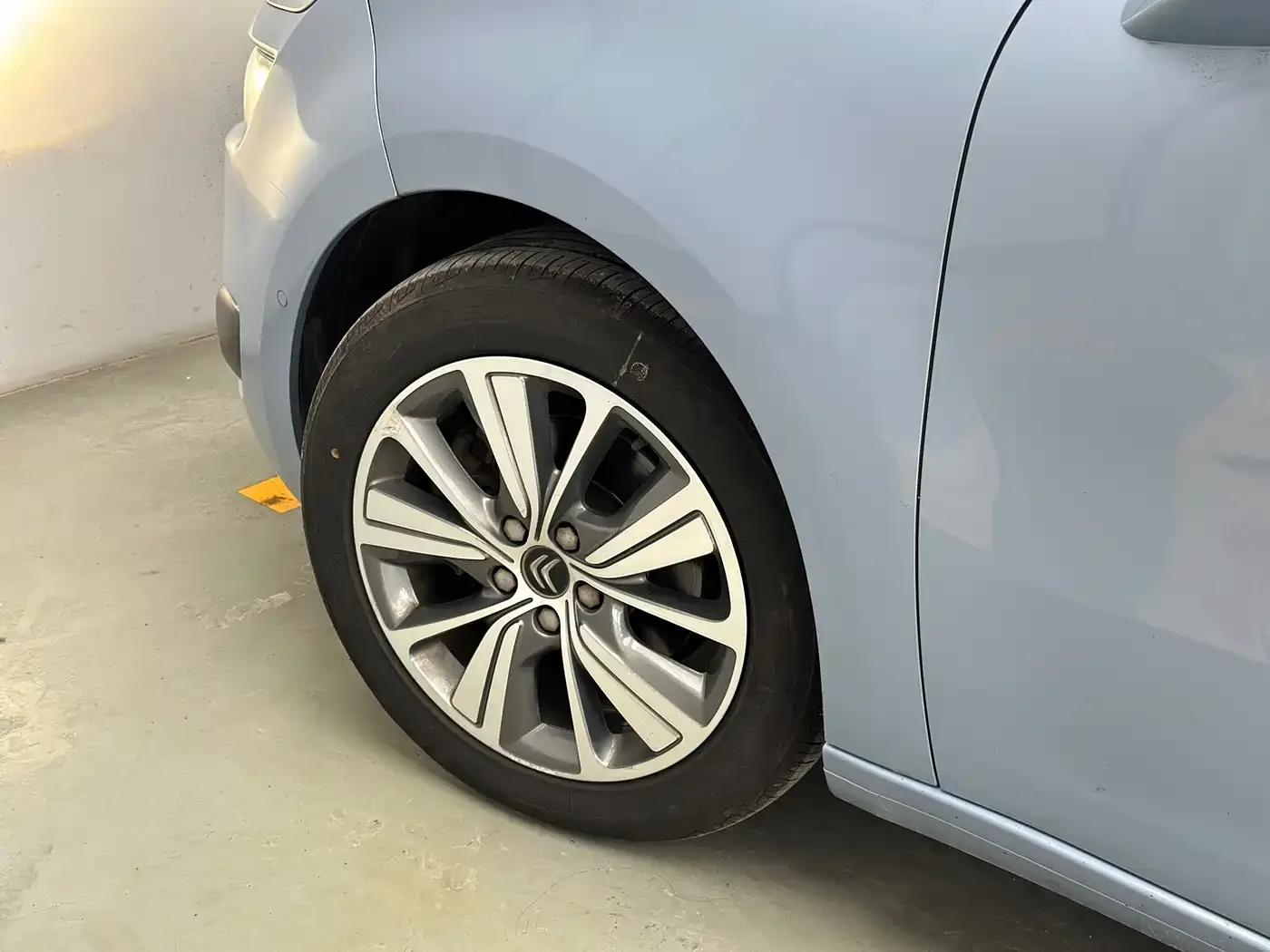 2015 Civic Civic Grand 1.6T Luxury 7-Seater — миниатюра 57