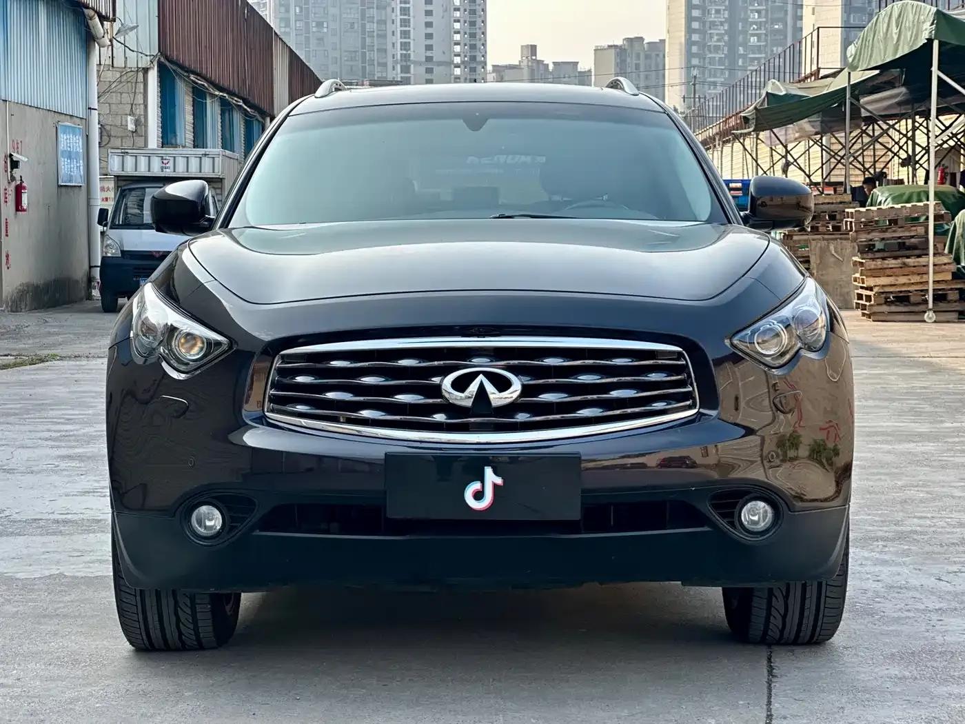 Infiniti FX 2010 FX35 Standard Edition — миниатюра 2