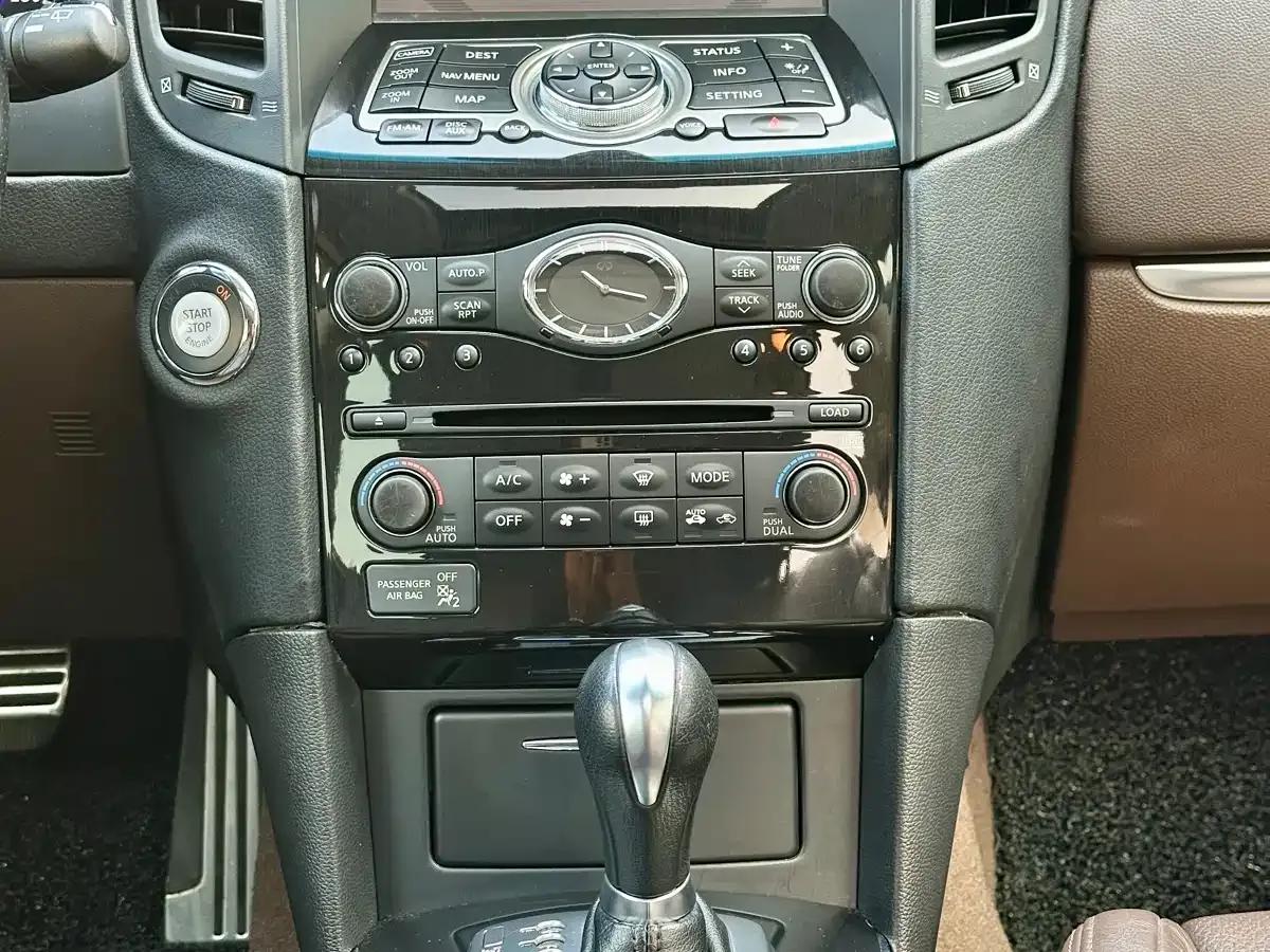 Infiniti FX 2010 FX35 Standard Edition — миниатюра 14