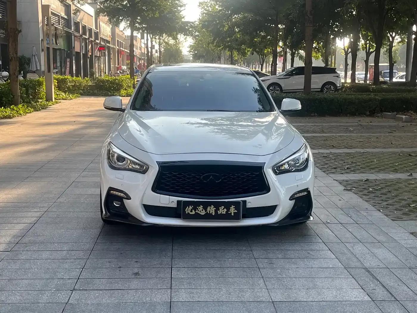 Infiniti Q50 2014 3.7L Luxury Edition — миниатюра 2