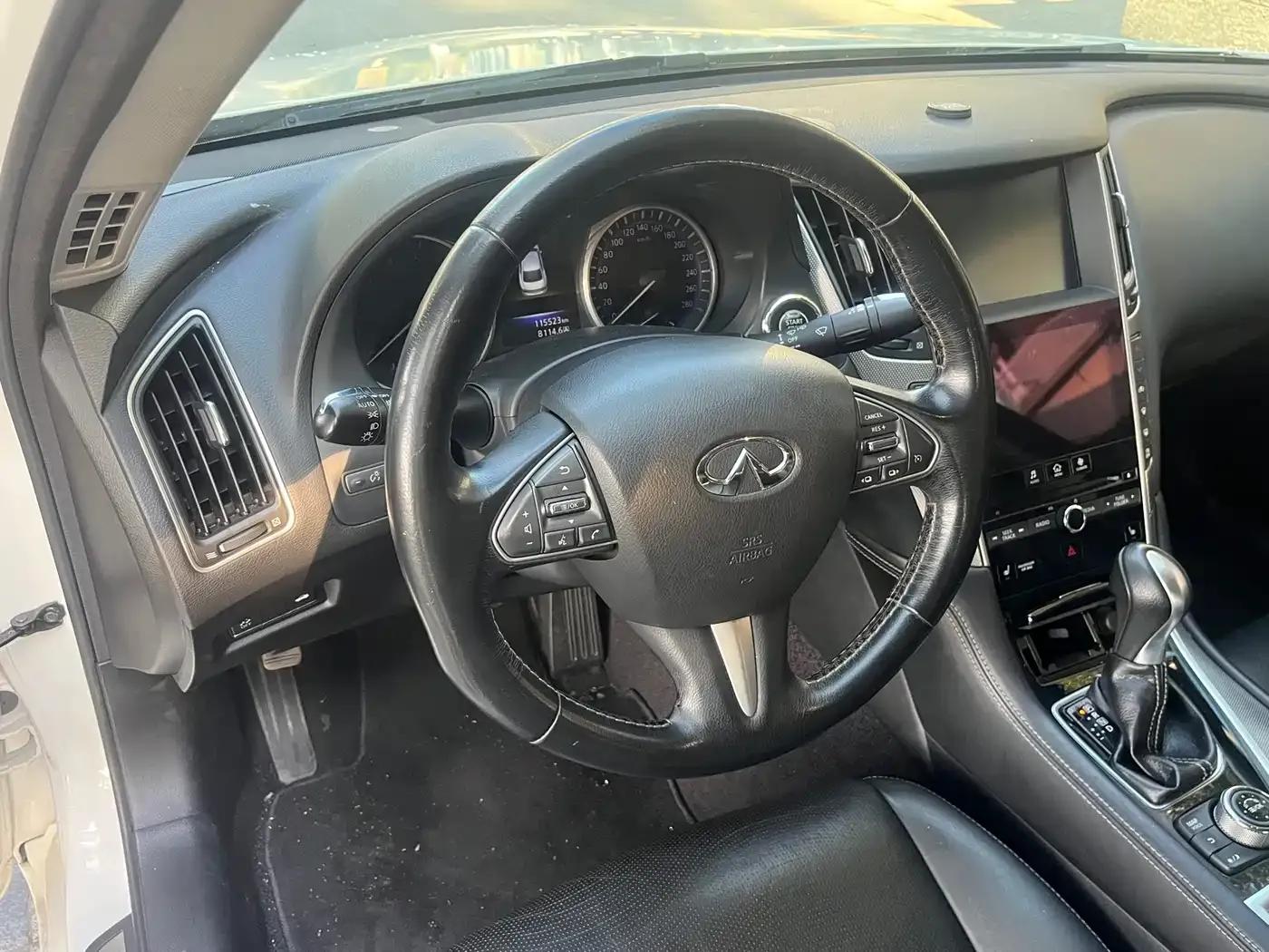 Infiniti Q50 2014 3.7L Luxury Edition — миниатюра 11