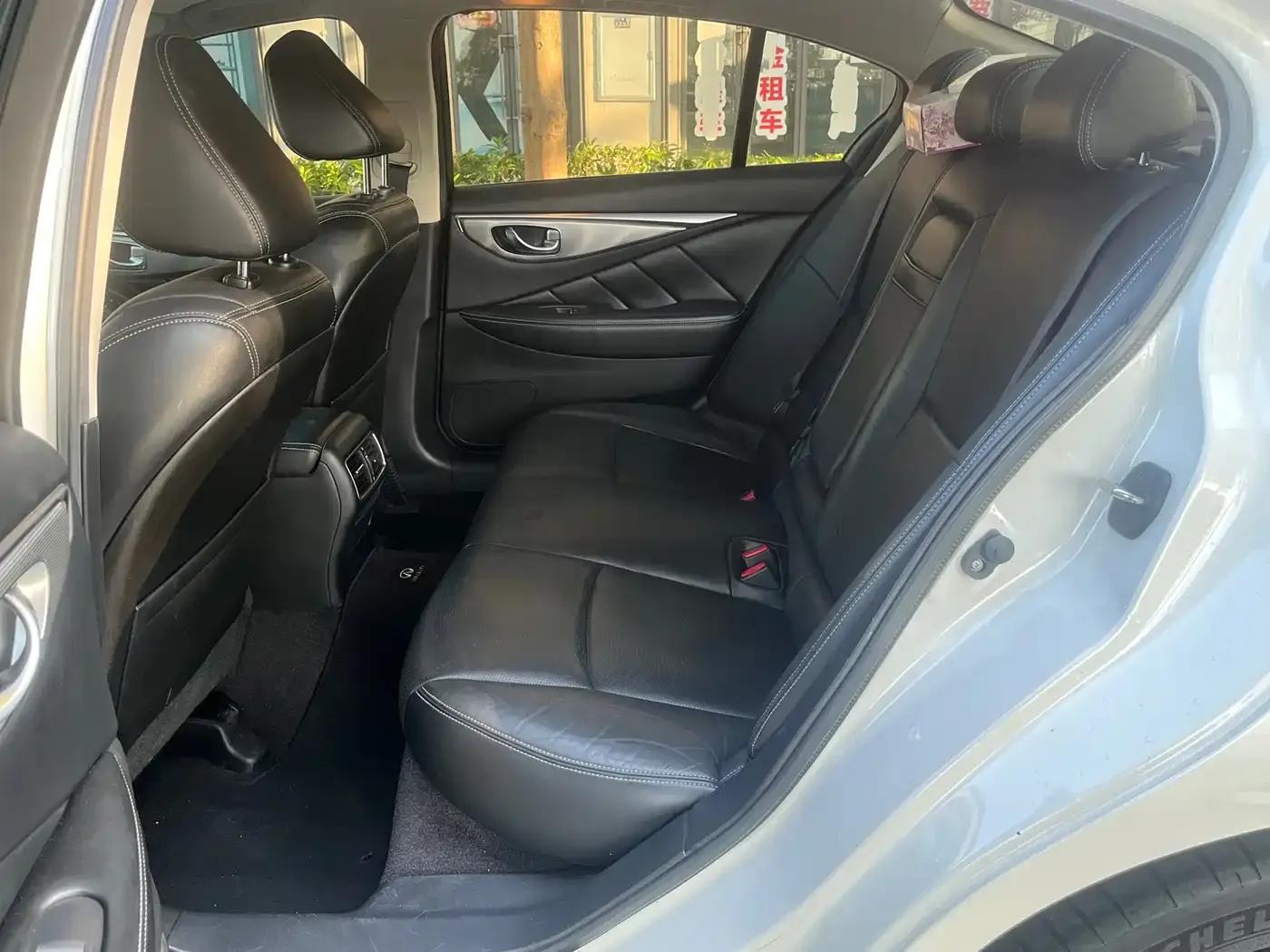Infiniti Q50 2014 3.7L Luxury Edition — миниатюра 8