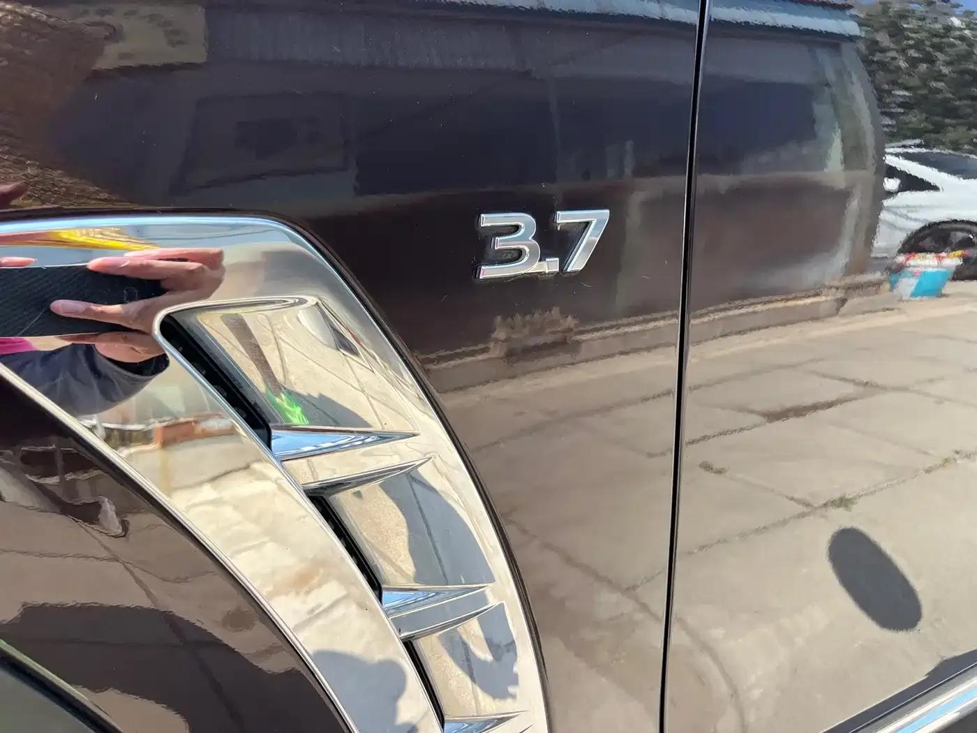Infiniti QX70 2013 3.7L Standard Edition — миниатюра 28