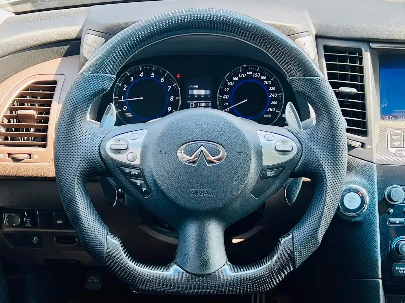 Infiniti QX70 2013 3.7L Standard Edition — миниатюра 10