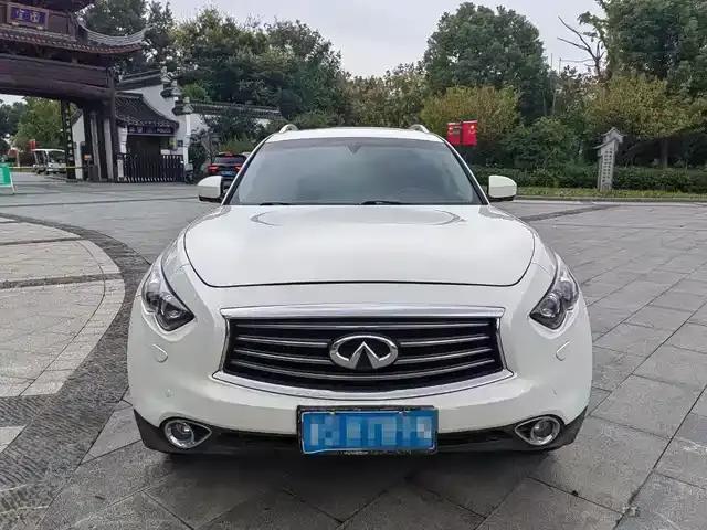Infiniti QX70 2013 3.7L Super Edition