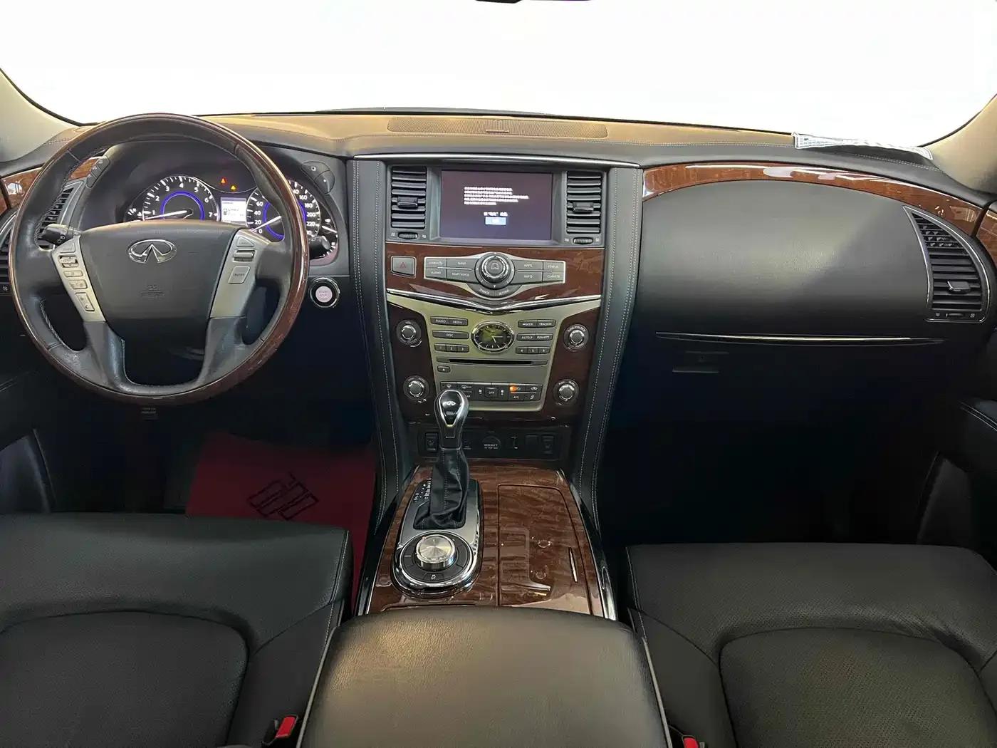Infiniti QX80 2019 5.6L Middle East Edition — миниатюра 11