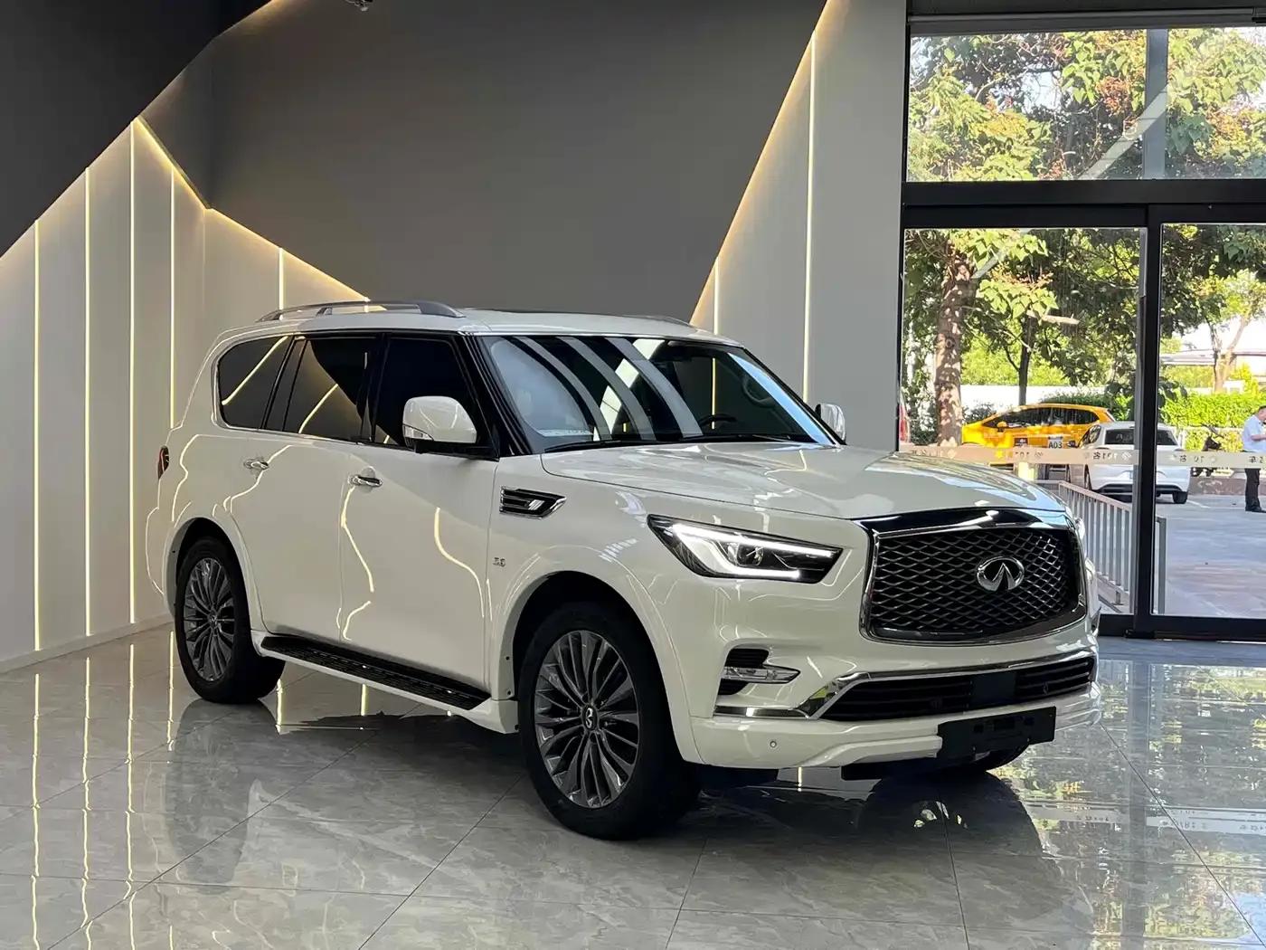 Infiniti QX80 2019 5.6L Middle East Edition — миниатюра 3