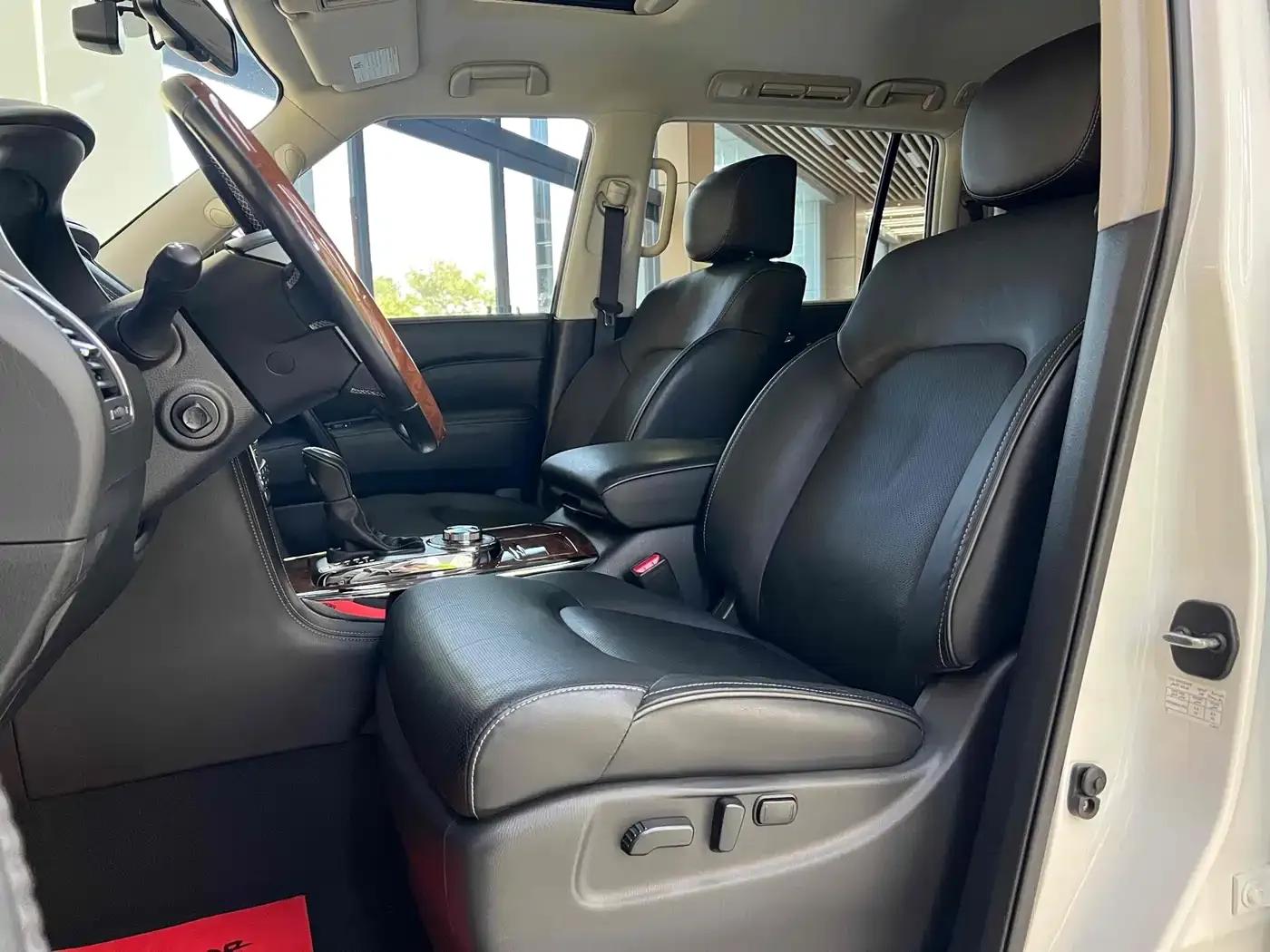 Infiniti QX80 2019 5.6L Middle East Edition — миниатюра 9