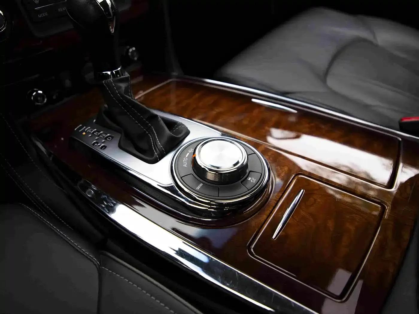 Infiniti QX80 2016 5.6L 4WD — миниатюра 22