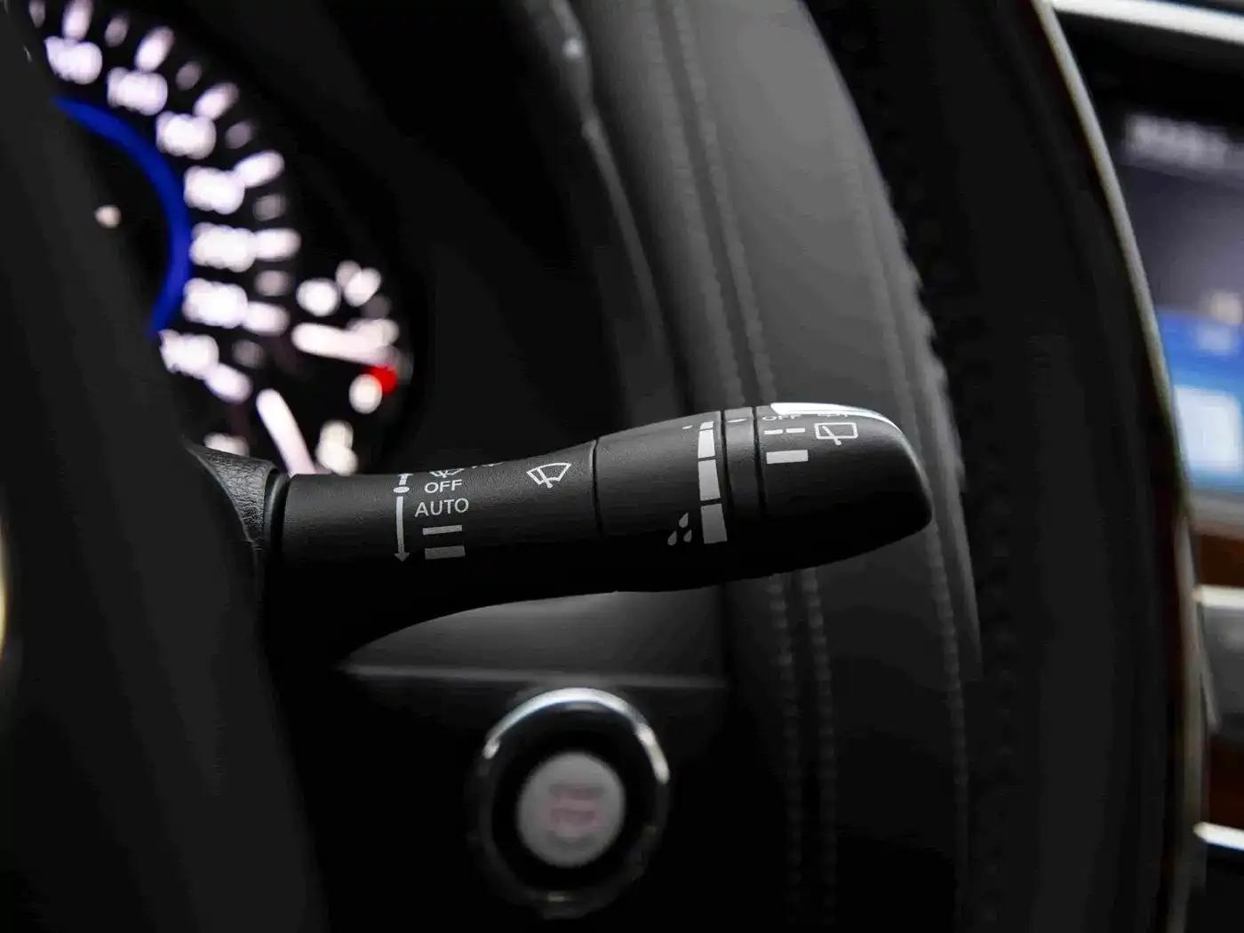 Infiniti QX80 2016 5.6L 4WD — миниатюра 26