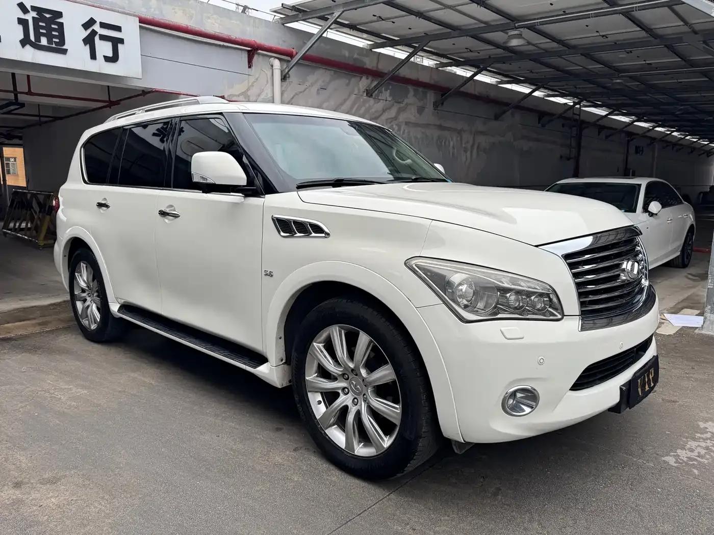 Infiniti QX80 2013 5.6L 4WD — миниатюра 3