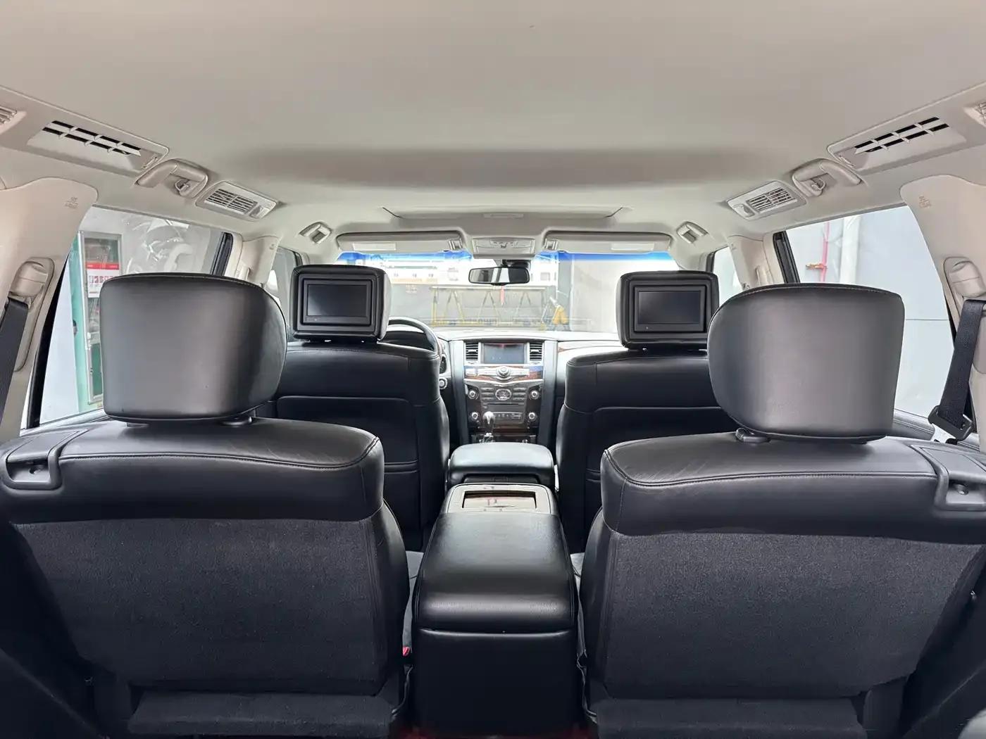 Infiniti QX80 2013 5.6L 4WD — миниатюра 25
