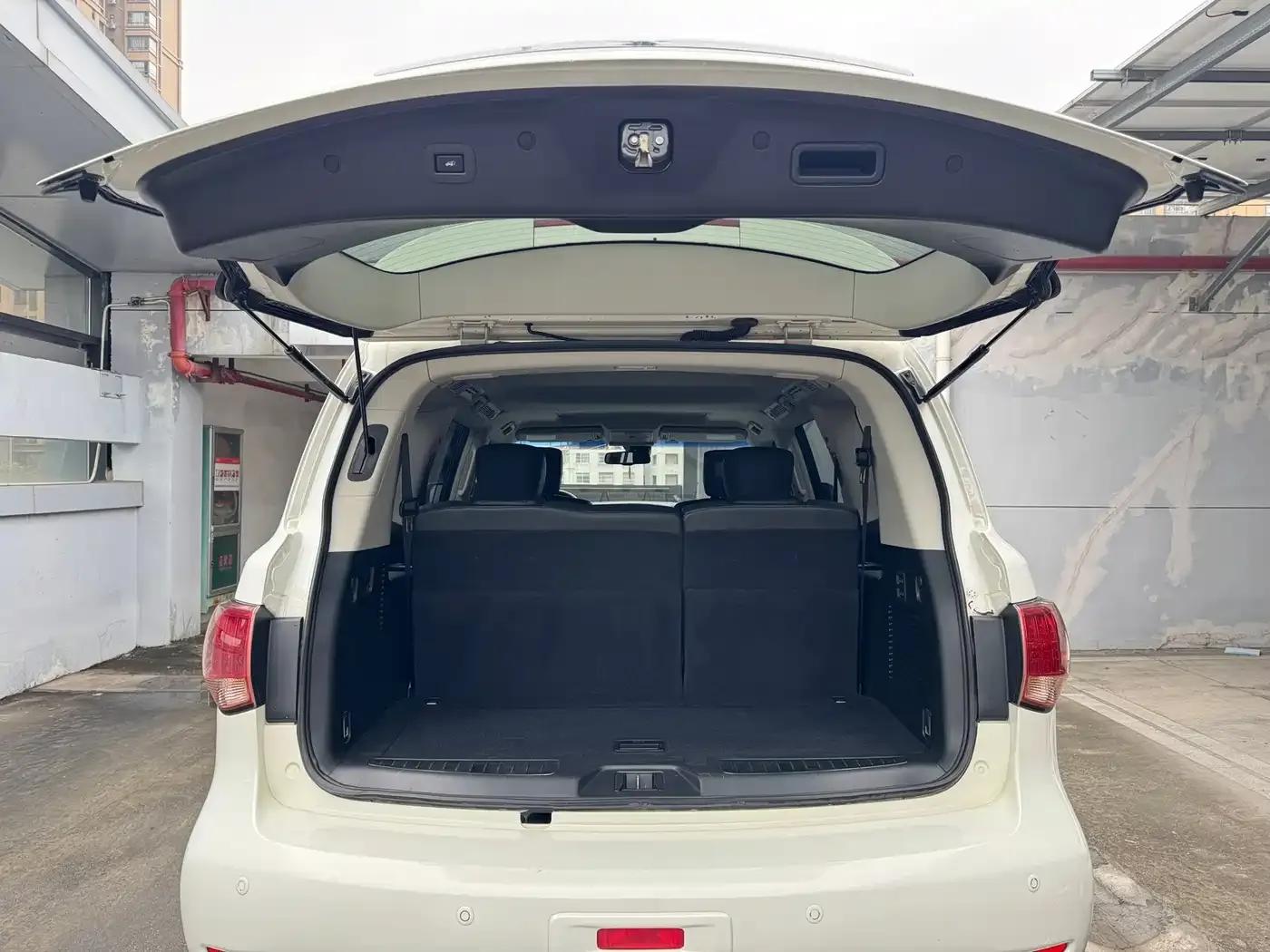 Infiniti QX80 2013 5.6L 4WD — миниатюра 27