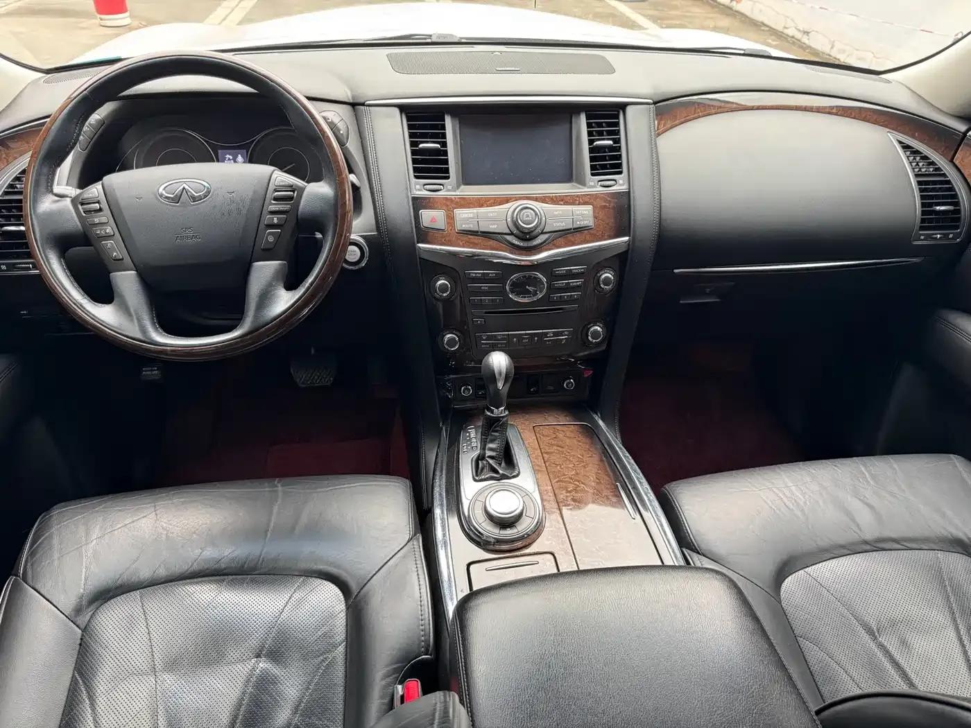 Infiniti QX80 2013 5.6L 4WD — миниатюра 8