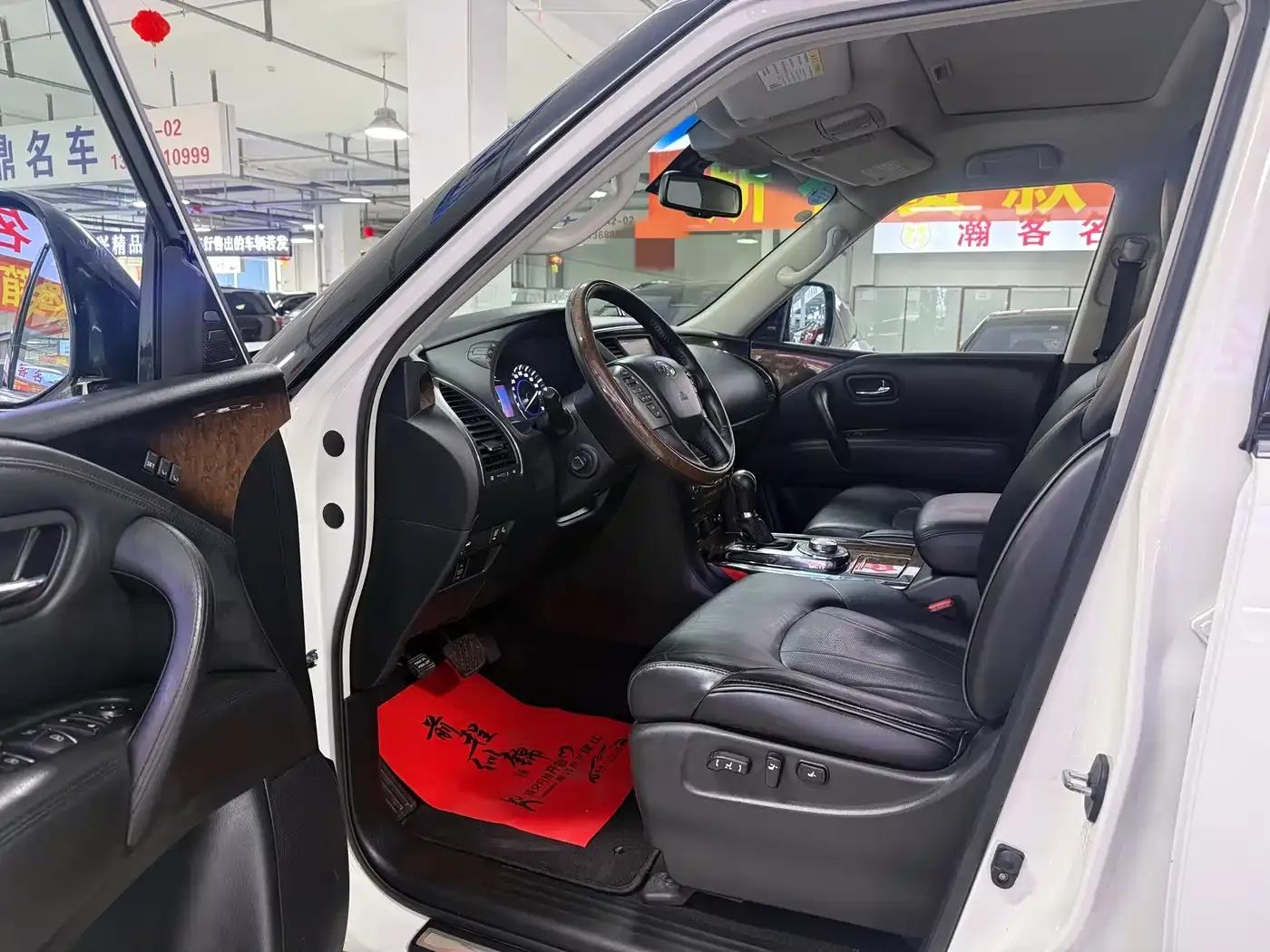 Infiniti QX80 2013 5.6L 4WD — миниатюра 7
