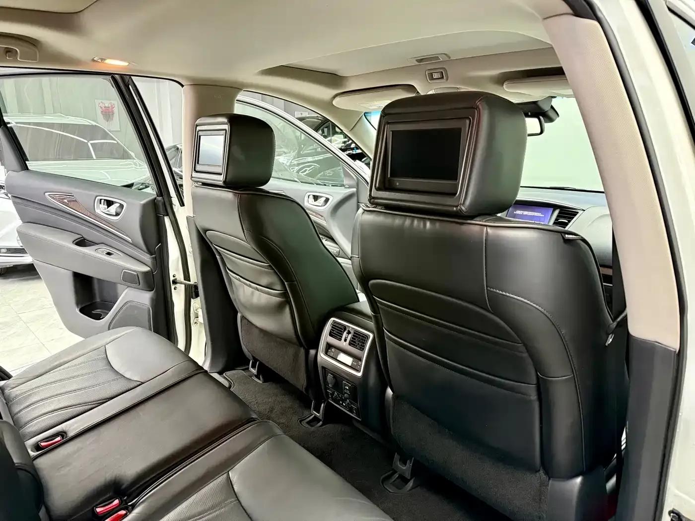 Infiniti JX 2013 JX35 AWD All-Terrain Edition — миниатюра 13