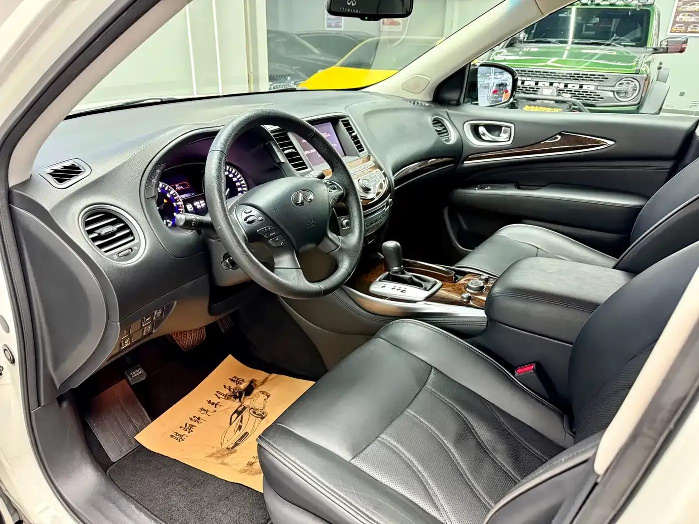 Infiniti JX 2013 JX35 AWD All-Terrain Edition — миниатюра 10