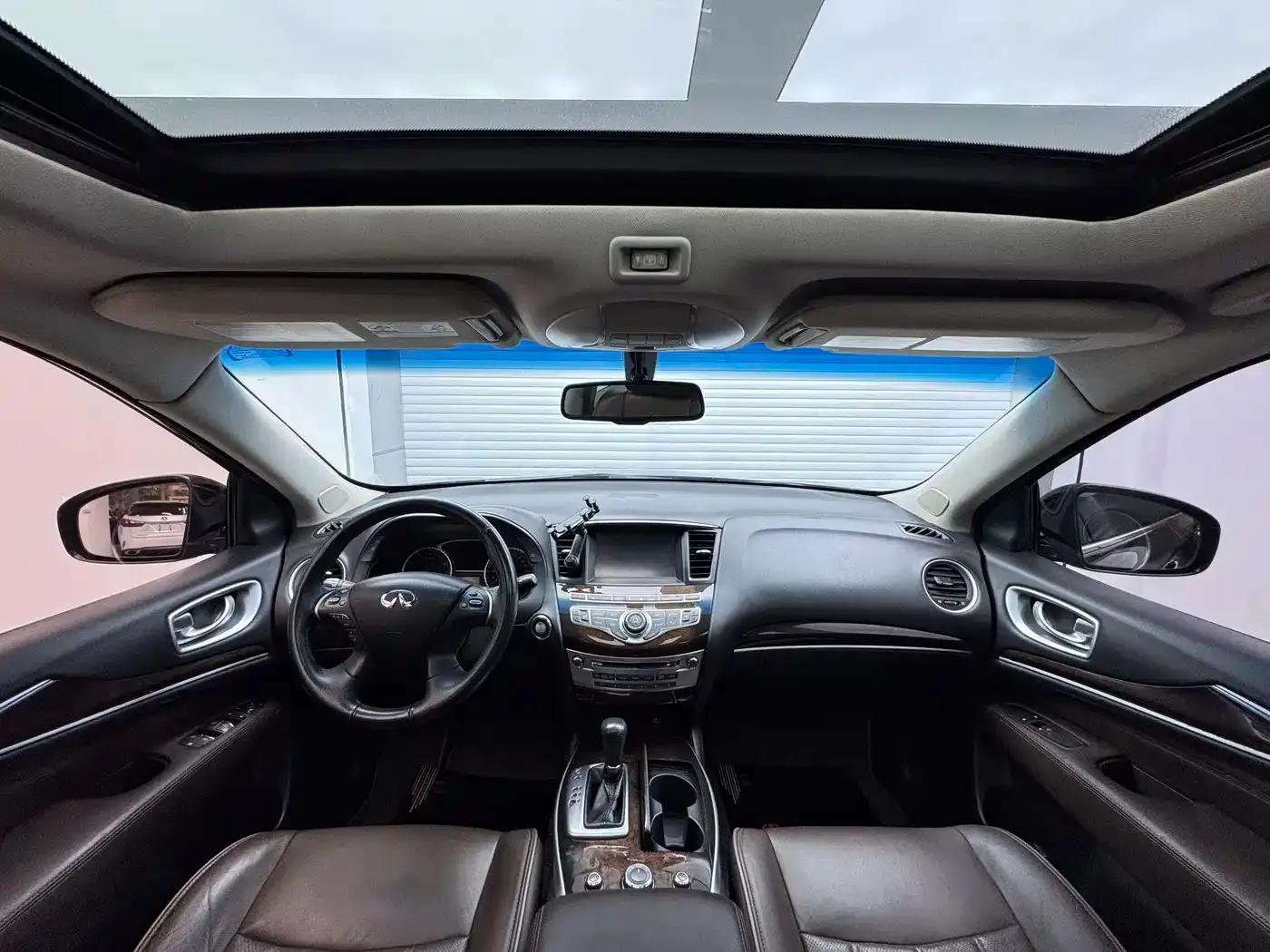 Infiniti JX 2013 JX35 2WD Excellence Edition — миниатюра 5