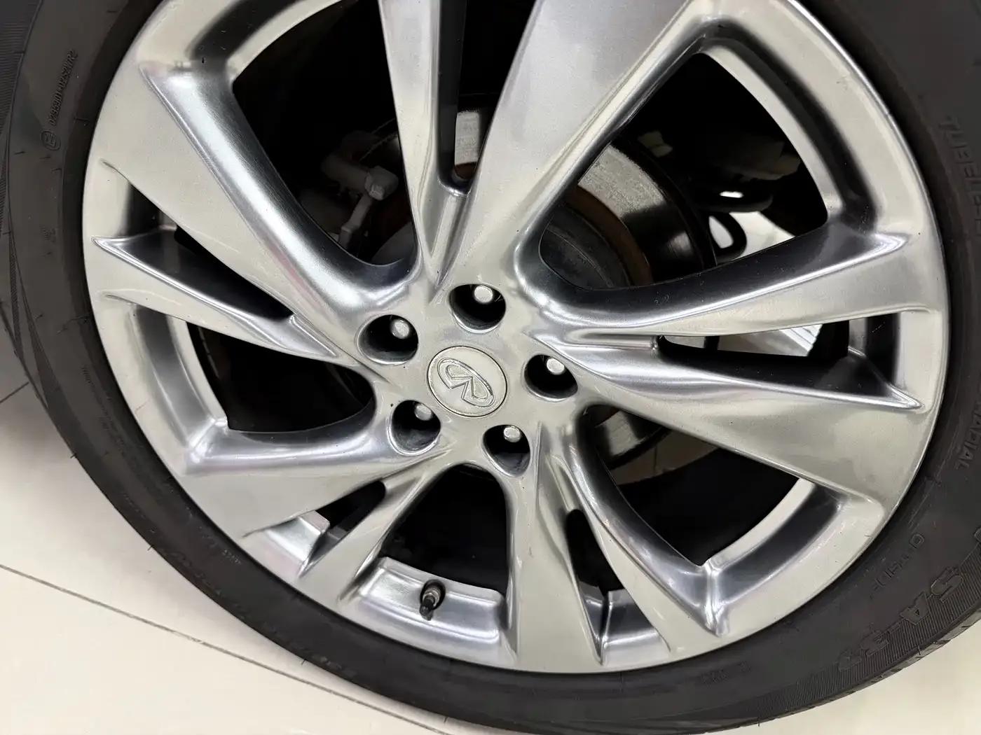Infiniti JX 2013 JX35 2WD Excellence Edition — миниатюра 14
