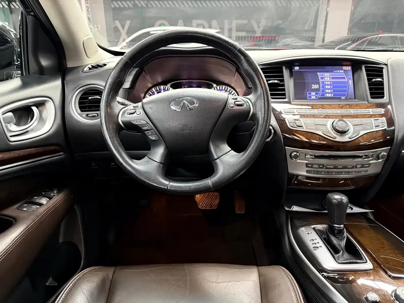 Infiniti JX 2013 JX35 2WD Excellence Edition — миниатюра 17