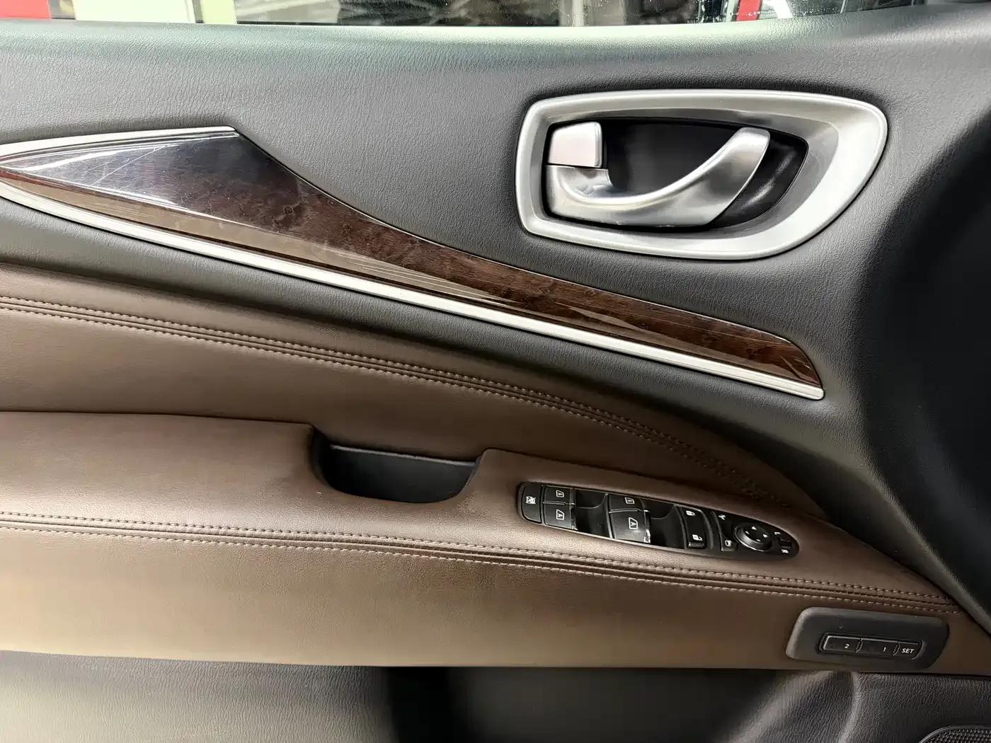 Infiniti JX 2013 JX35 2WD Excellence Edition — миниатюра 24