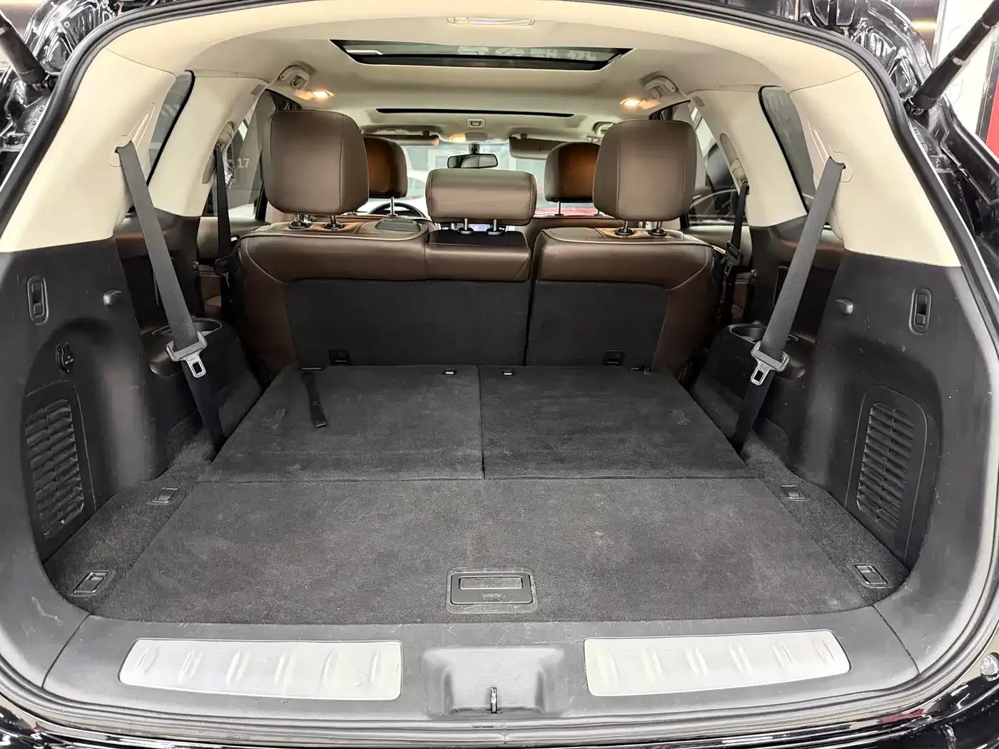 Infiniti JX 2013 JX35 2WD Excellence Edition — миниатюра 28