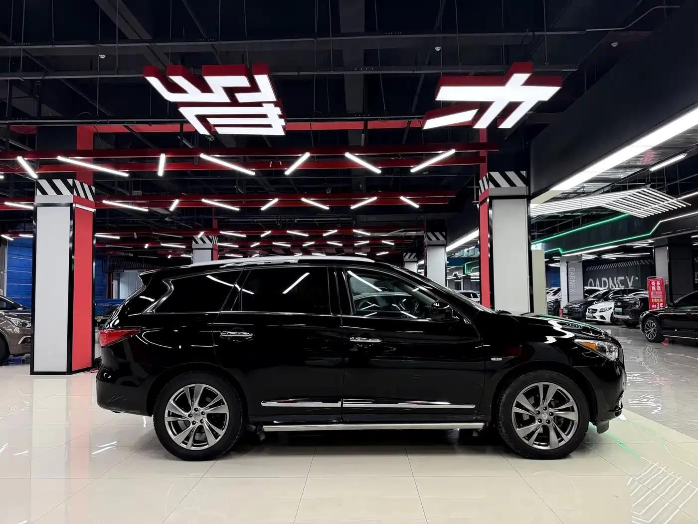 Infiniti JX 2013 JX35 2WD Excellence Edition — миниатюра 4