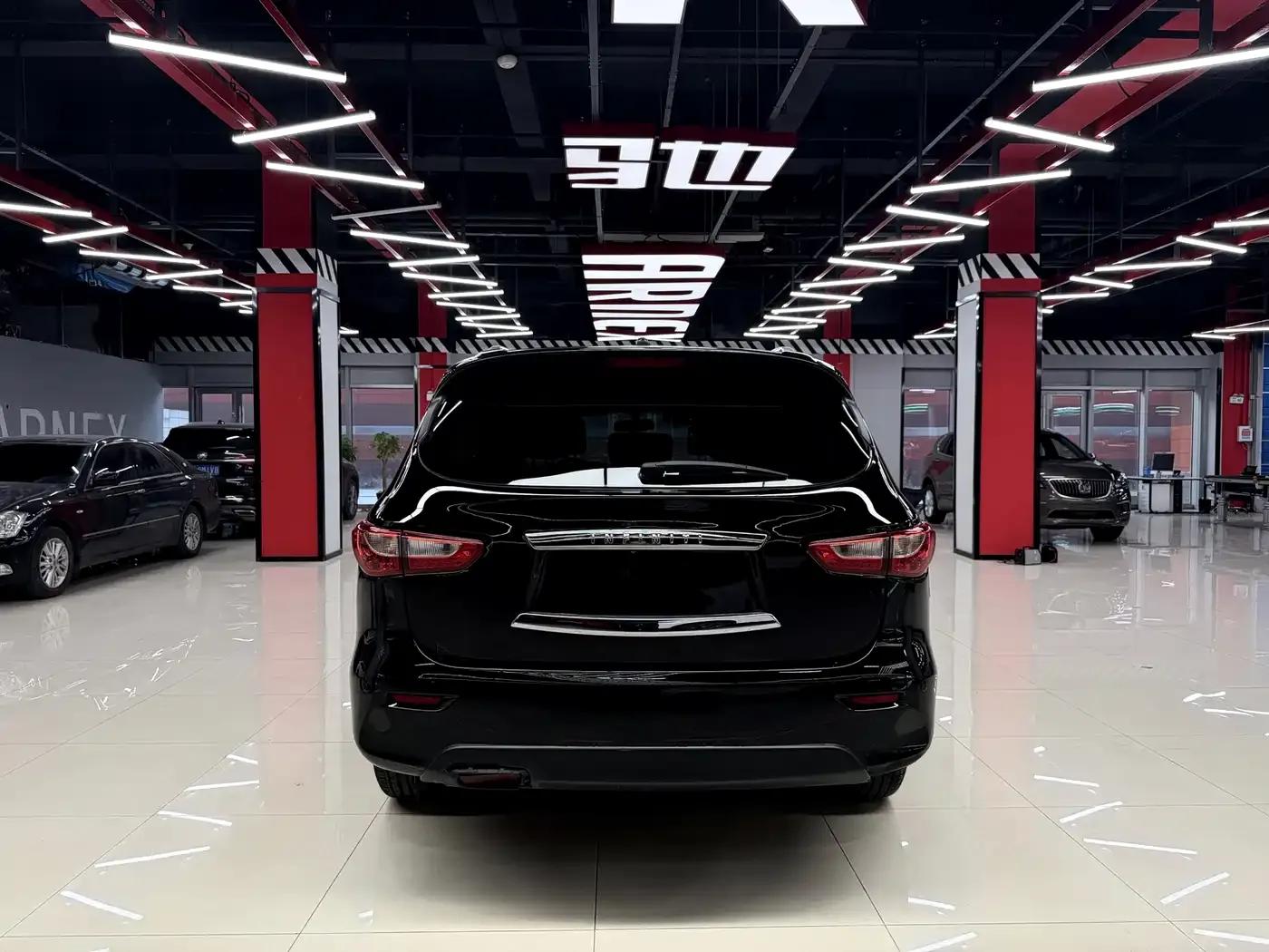Infiniti JX 2013 JX35 2WD Excellence Edition — миниатюра 9