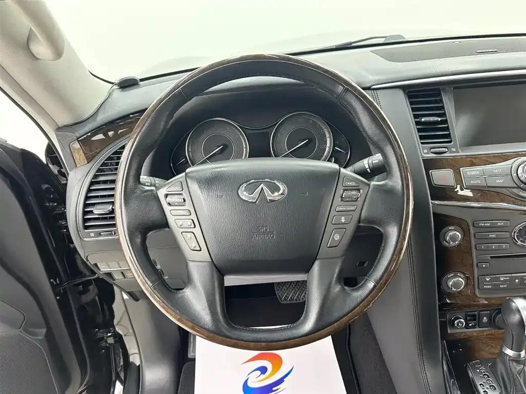 2011 Infiniti QX56 — миниатюра 18