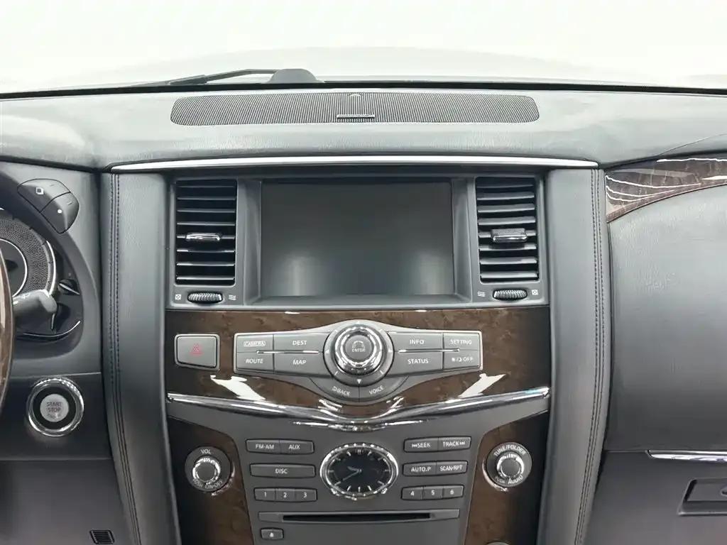 2011 Infiniti QX56 — миниатюра 19
