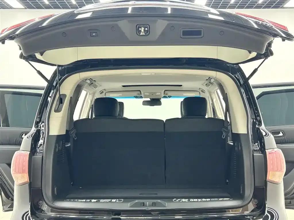 2011 Infiniti QX56 — миниатюра 24