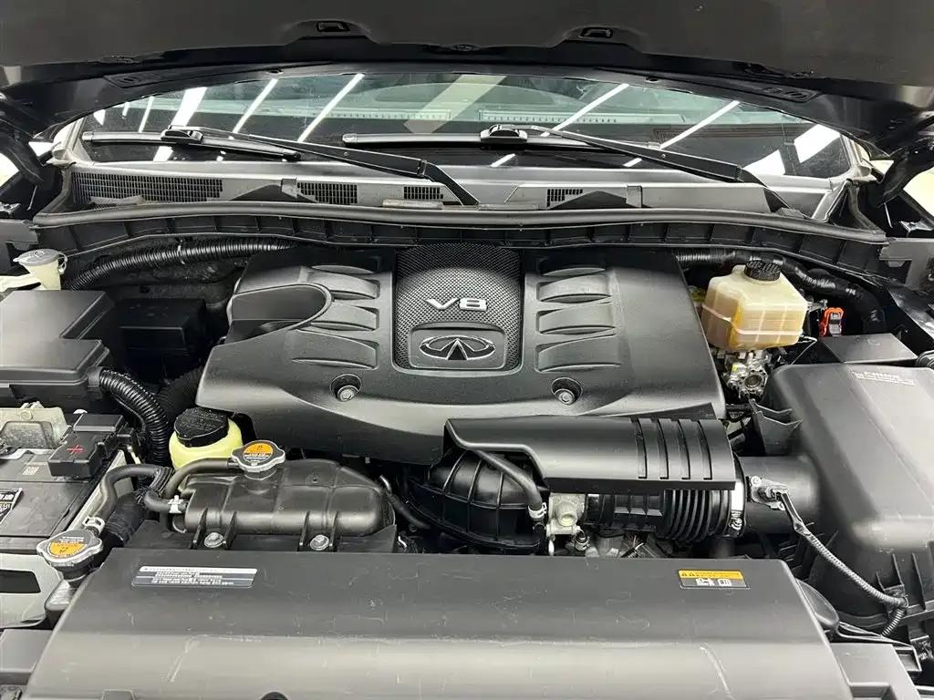 2011 Infiniti QX56 — миниатюра 27