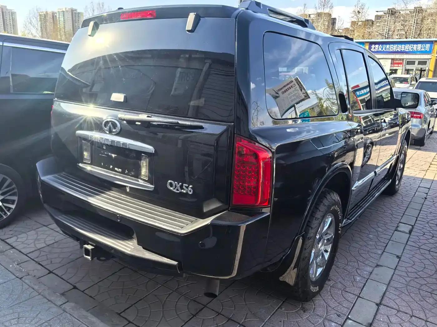 Infiniti QX 2004 QX56 — миниатюра 3