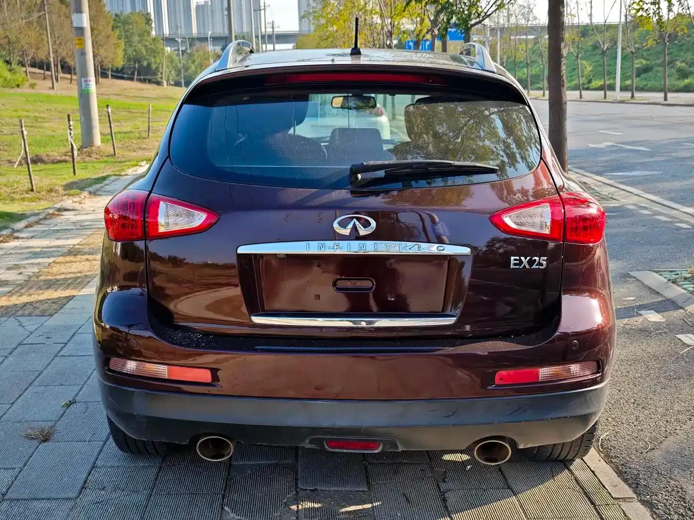 Infiniti EX 2011 EX25 Elegance Edition — миниатюра 15