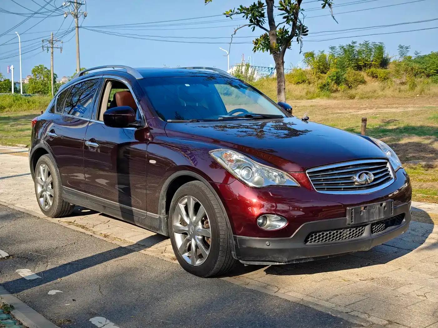 Infiniti EX 2011 EX25 Elegance Edition — миниатюра 3
