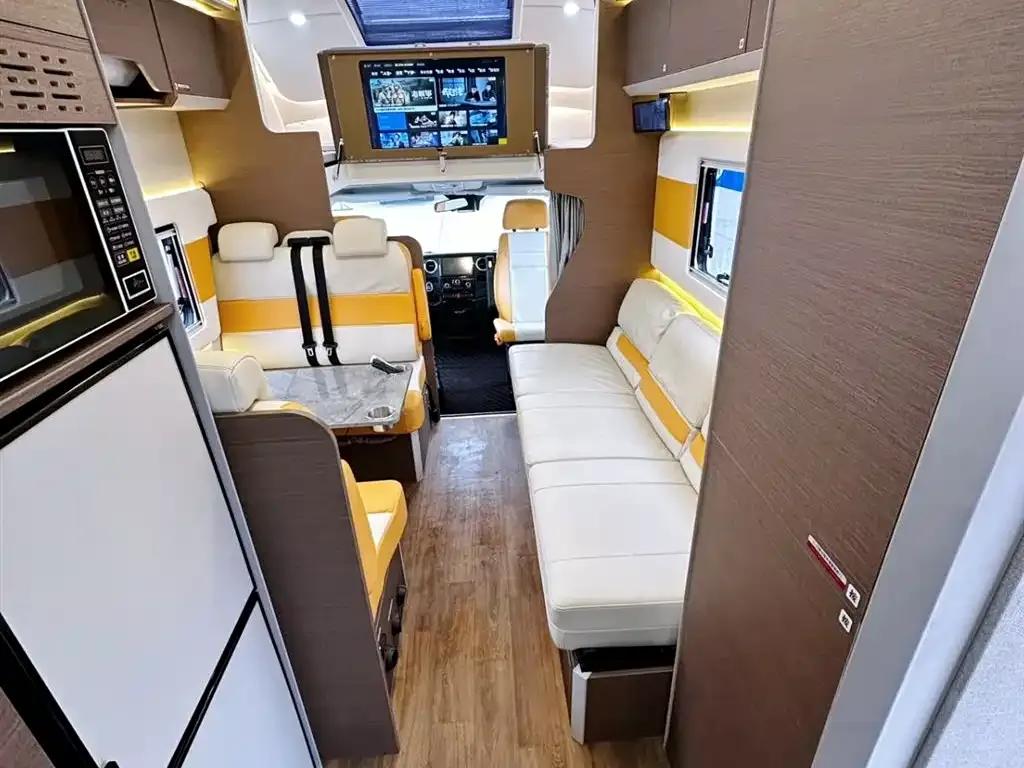 Iveco Daily C-type motorhome, 2025 model, 3.0T automatic. — миниатюра 11