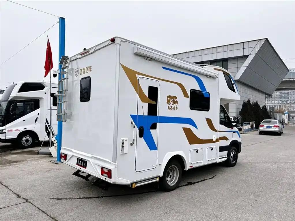 Iveco Daily C-type motorhome, 2025 model, 3.0T automatic. — миниатюра 4