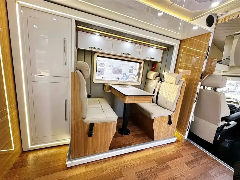 Iveco Daily Double-Extension Motorhome 2026 Model 3.0T Automatic — миниатюра 18