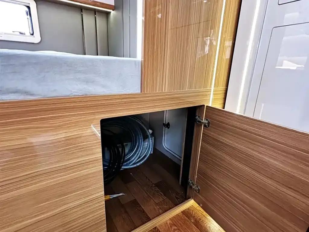 Iveco Daily Double-Extension Motorhome 2026 Model 3.0T Automatic — миниатюра 20