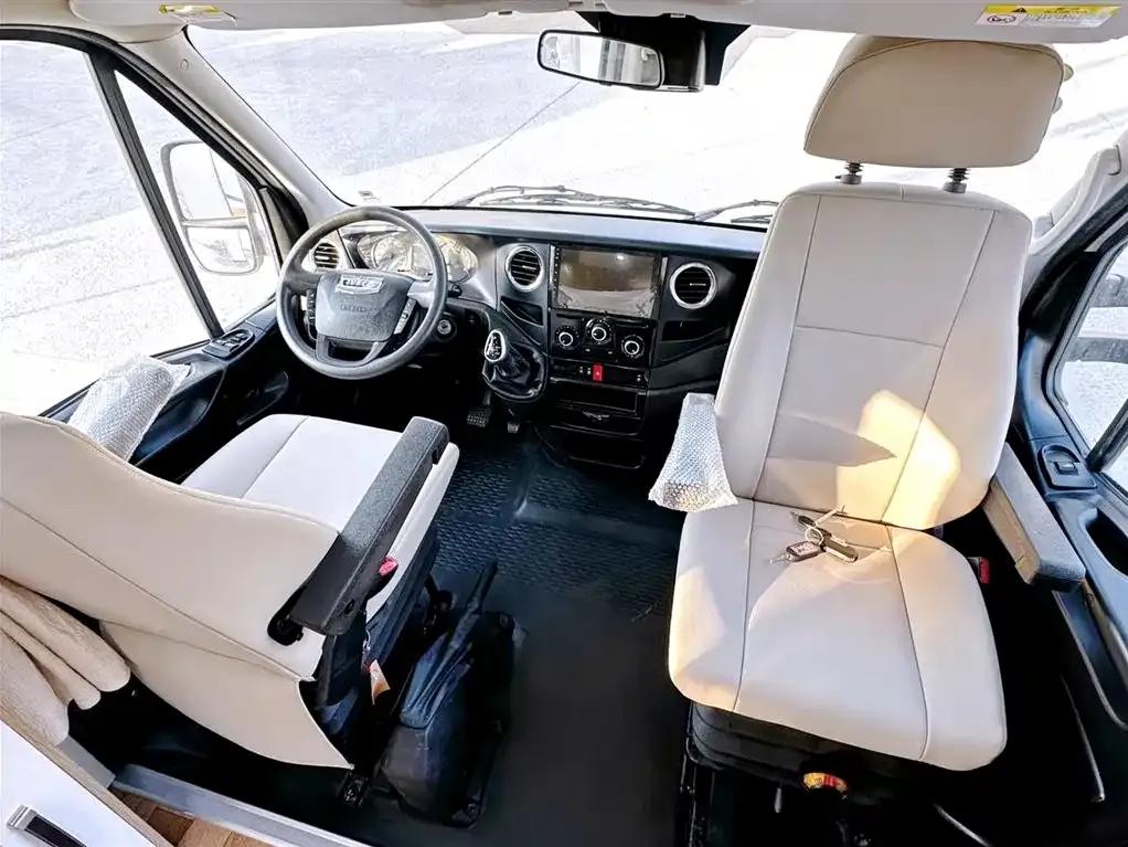 Iveco Daily Double-Extension Motorhome 2026 Model 3.0T Automatic — миниатюра 7