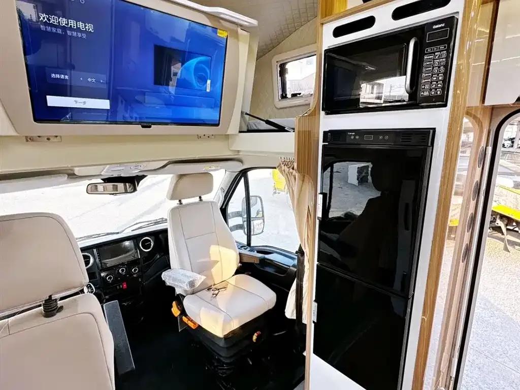 Iveco Daily Double-Extension Motorhome 2026 Model 3.0T Automatic — миниатюра 8
