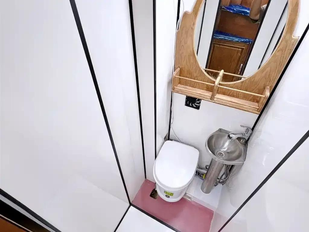 Iveco Daily Motorhome 2021 Model 3.0T Automatic — миниатюра 17