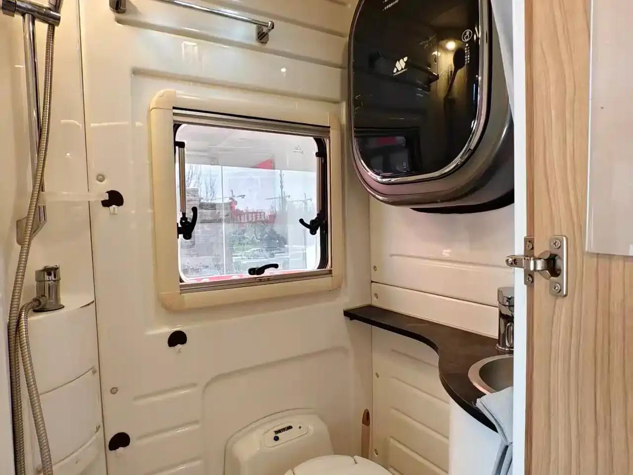 Iveco Daily 2021 3.0T Automatic Super Rui Long Wheelbase Short Overhang High Roof Side Sliding Door F1C — миниатюра 13