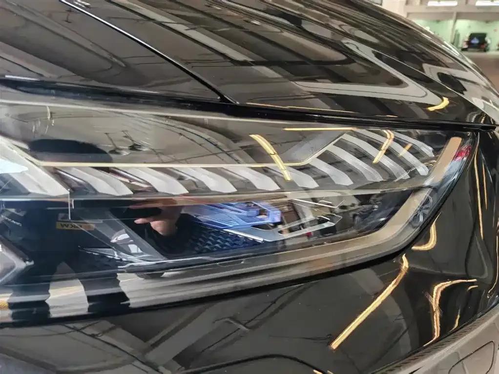 2024 Audi RS 6 RS 6 4.0T Avant Performance — миниатюра 10