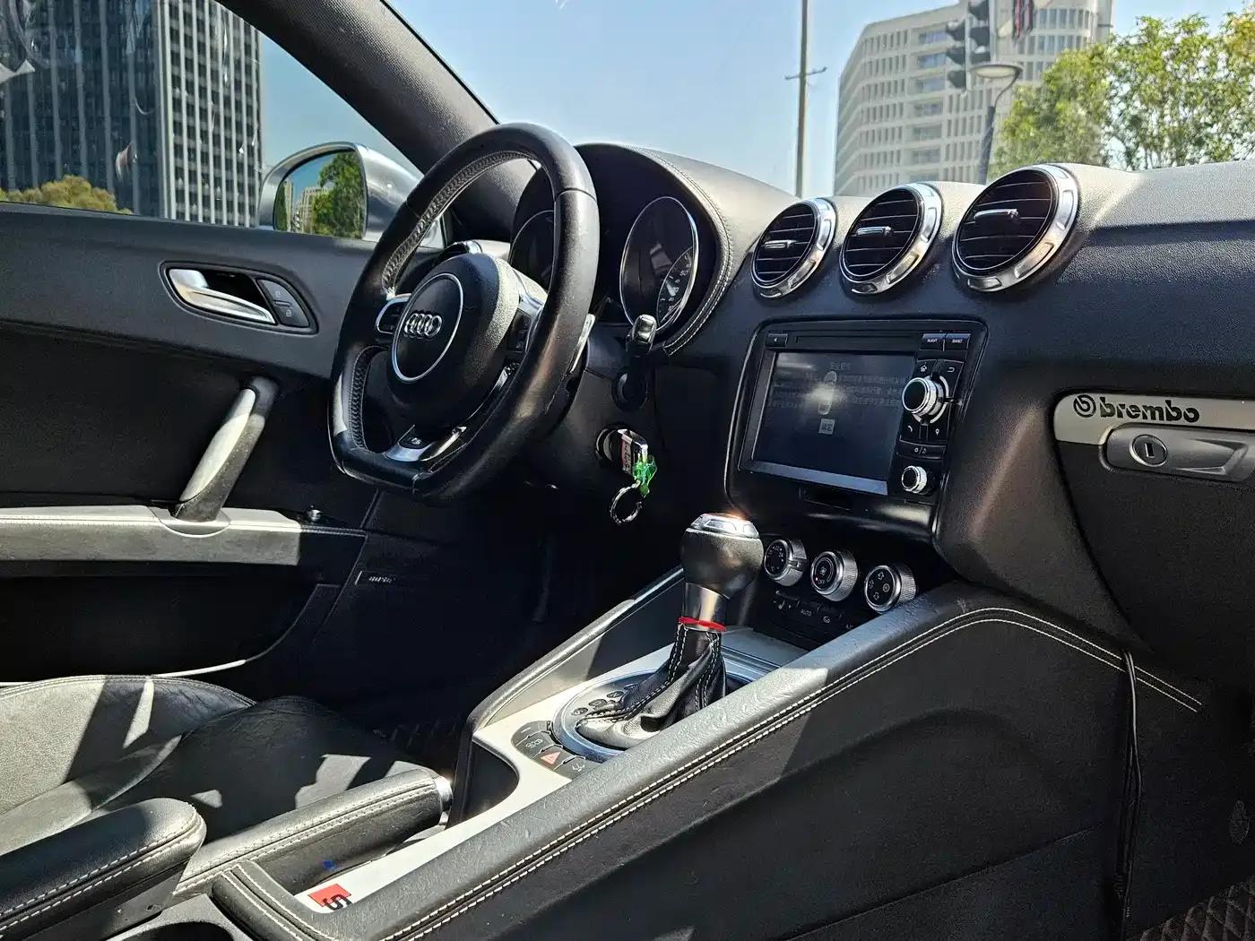 2013 Audi TTS Coupe 2.0TFSI quattro — миниатюра 14